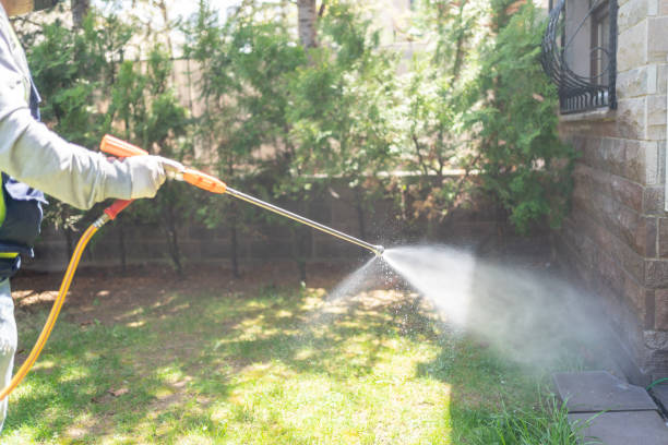 Best Commercial Pest Control Services  in Jeffersonville, OH